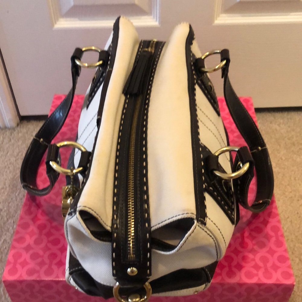 Hampton’s canvas and leather medium satchel
